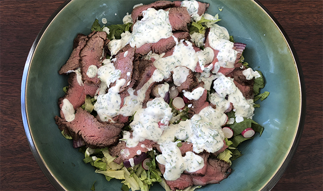 Steak Salat med hjemmelavet Ranch dressing